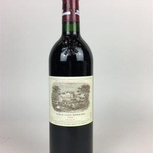 3 933 €; PAUILLAC. 1er GCC. Château Lafite-Rothschild. 1998. 6 bt. CBO. (papier de soie).