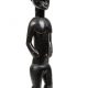 Statue en bois à belle patine d'usage laquée noire, Baoule, Côte d'Ivoire.