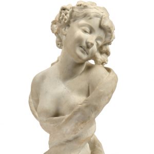 D'après CLODION (1738-1814). Buste de faunesse en marbre de carrare...