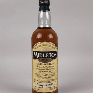 WHISKEY. MIDLETON. Very Rare. 1990 par BERRY CROCKETT. 1 bt. 700 ml. Présentée dans son coffret d'origine en bois...